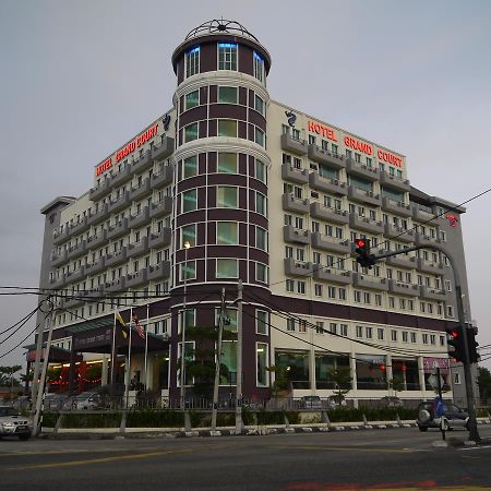 Grand Court Hotel Teluk Intan Eksteriør billede