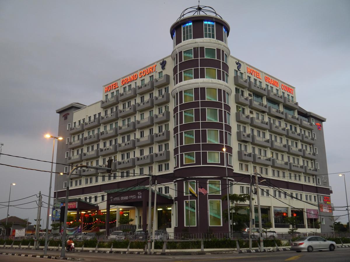 Grand Court Hotel Teluk Intan Eksteriør billede