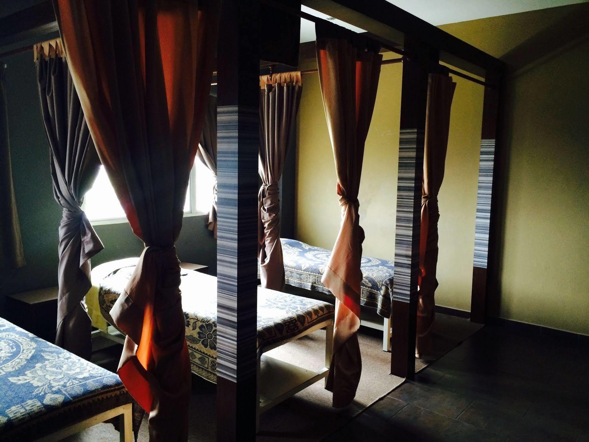 Grand Court Hotel Teluk Intan Eksteriør billede